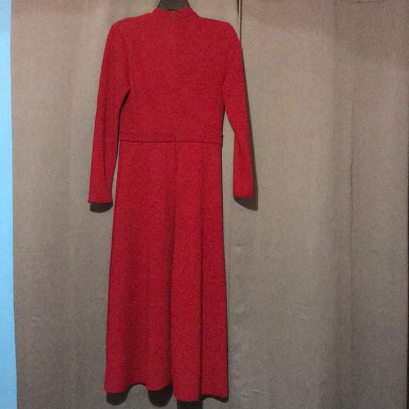 Red dress. Size small. - Picture 4 of 4